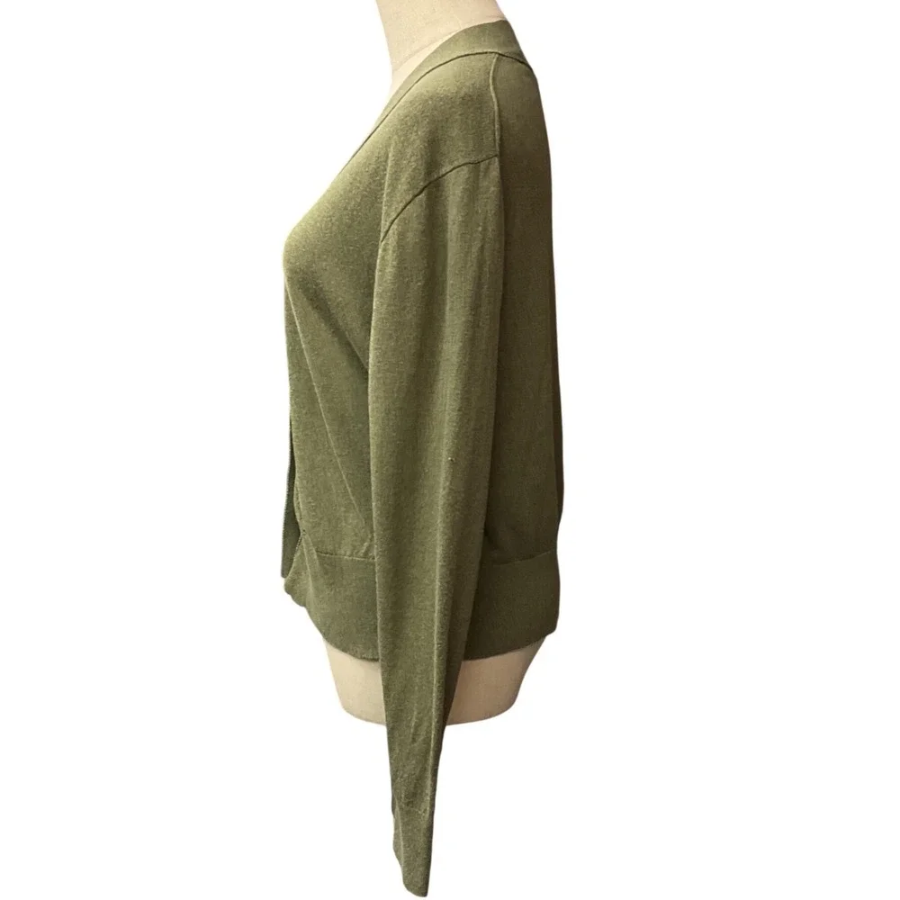 J. Crew Women's V Neck Button Front Long Sleeve Knitted Cardigan Green Sz Medium